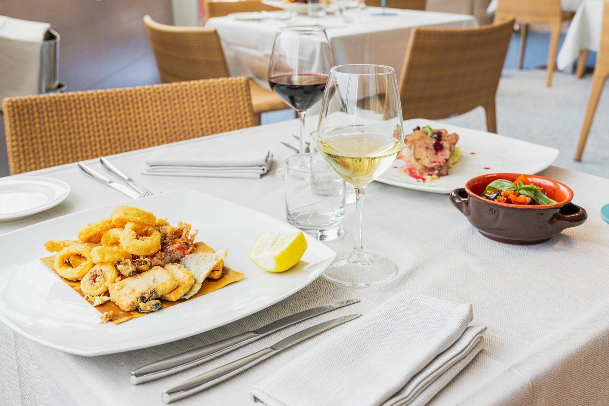 Mercure Olbia Bagian luar foto