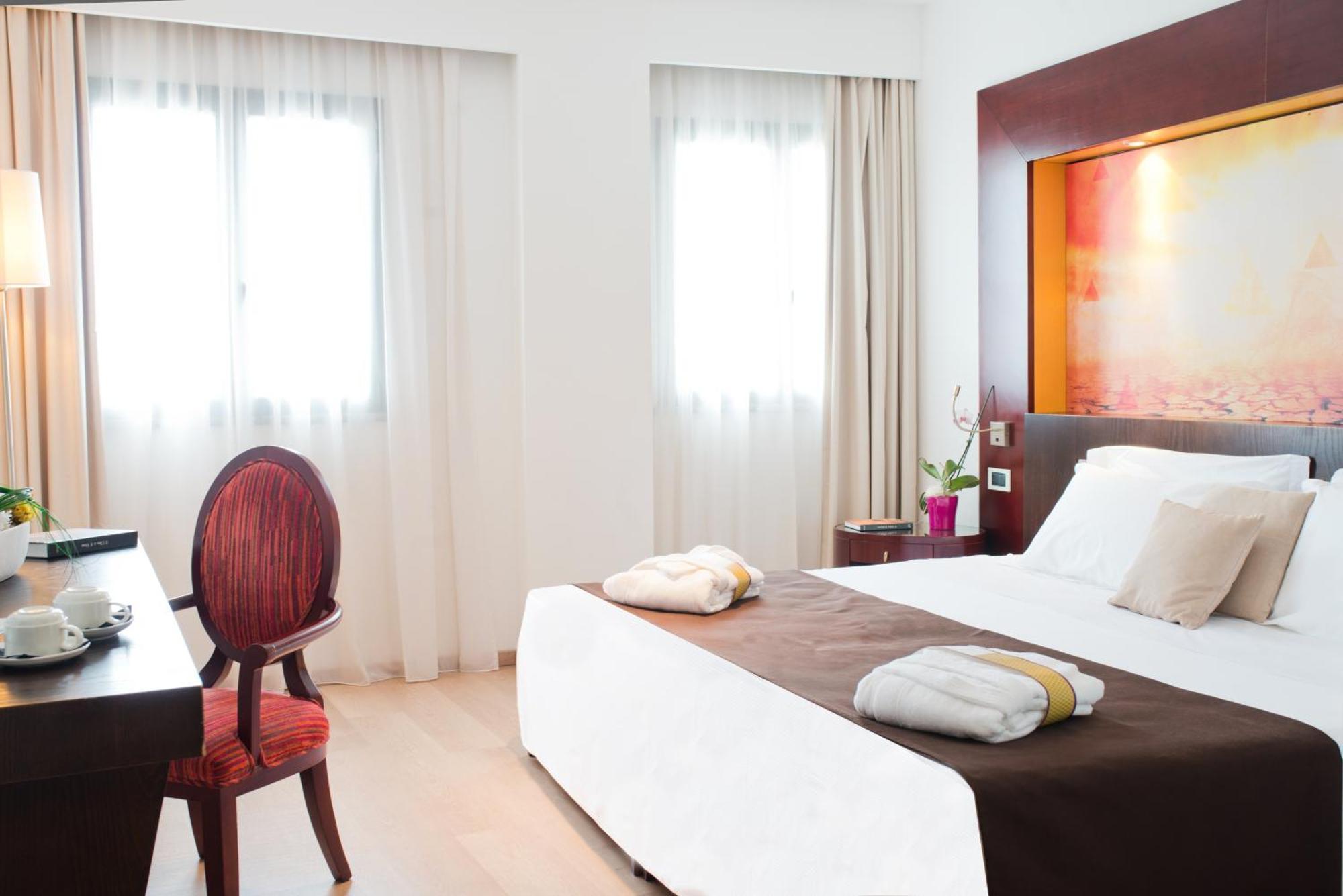 Mercure Olbia Bagian luar foto